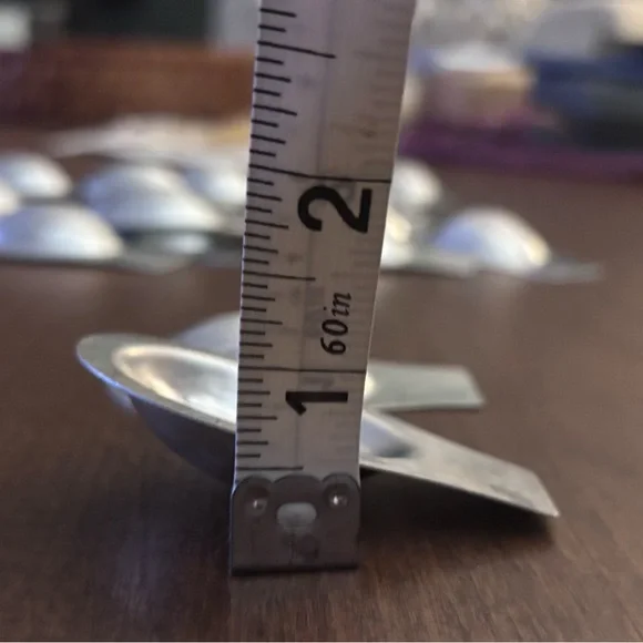 Walnut molds. Comes in a set of 26 individual molds. Ideal for cookies! - Picture 5 of 10